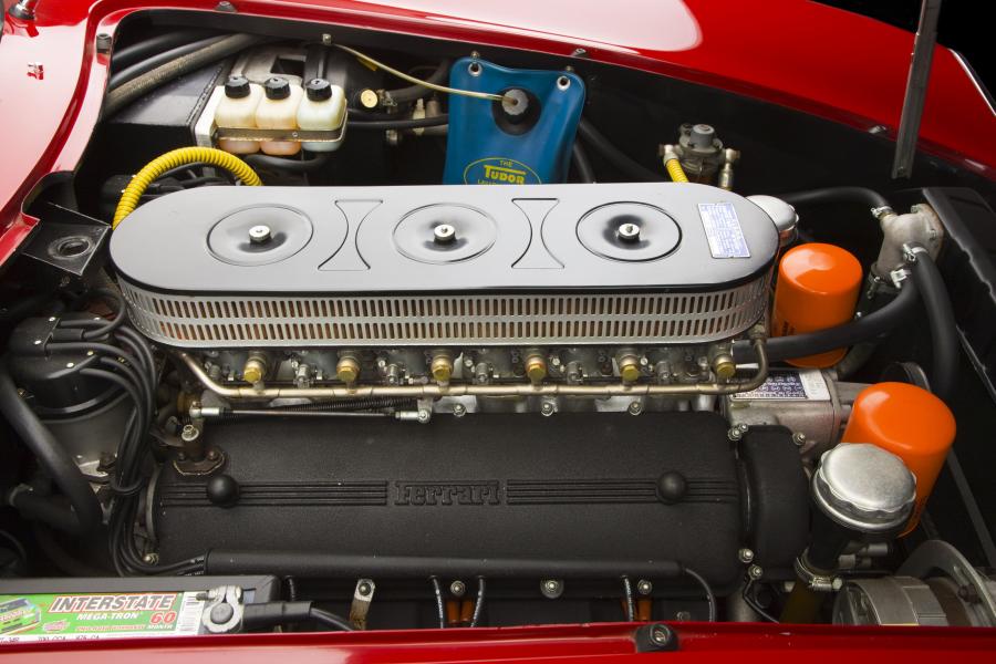  Ferrari 275 GTB/4 1967 года  (фото 9 из 38)